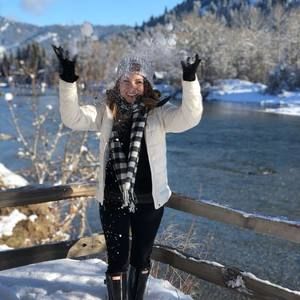 Meet your Posher, Kymberly